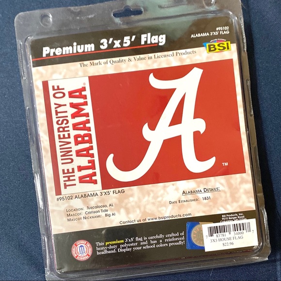 U OF A Crimson Tide 3 X 5 ALABAMA flag “ROLL TIDE” - Picture 1 of 4